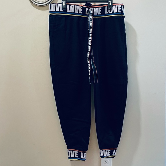 ASHLEY STEWART “LOVE” Athleisure Jogger Pants - Picture 2 of 6